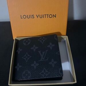 Black Lv wallet